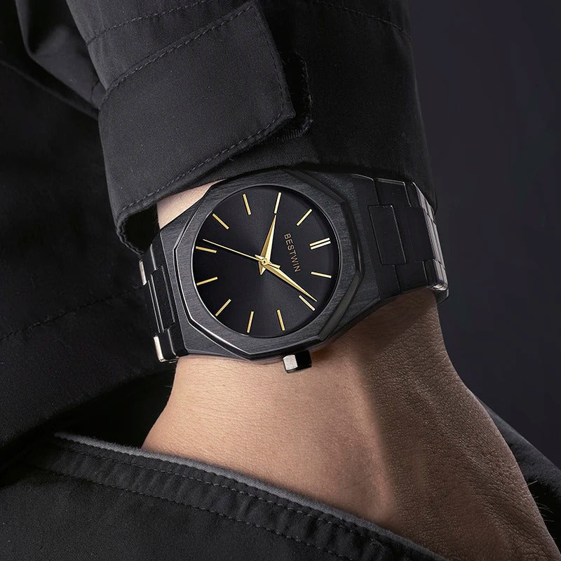 Grantworth Elegance: Luxury Wristwatch for style-conscious and demanding wearers