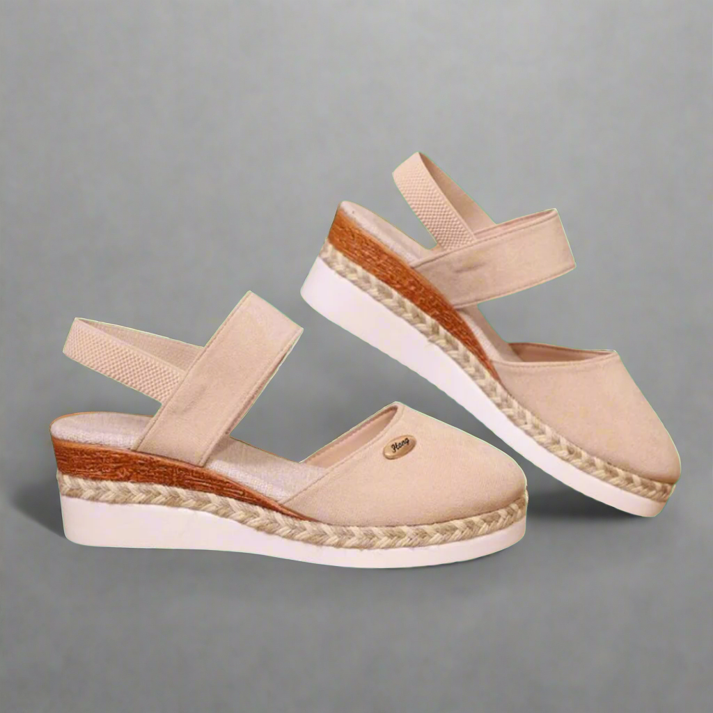 Gitta | Plus-Size Wedge Sandals – Comfortable and Versatile