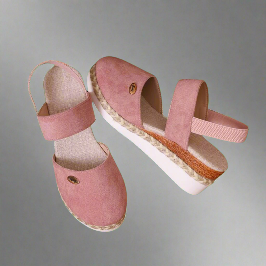 Gitta | Plus-Size Wedge Sandals – Comfortable and Versatile