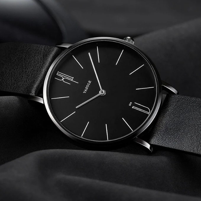 Luxury watch in cowhide leather from Sterling to ensure elegance and quality