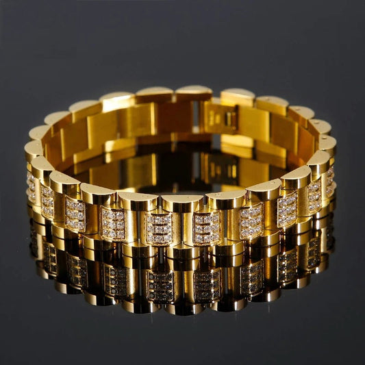 Bracelet Link Figaro Elegance and Sophistication