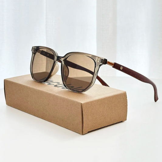 Crownwood stilfuld solbrille til ultimativ beskyttelse og mode