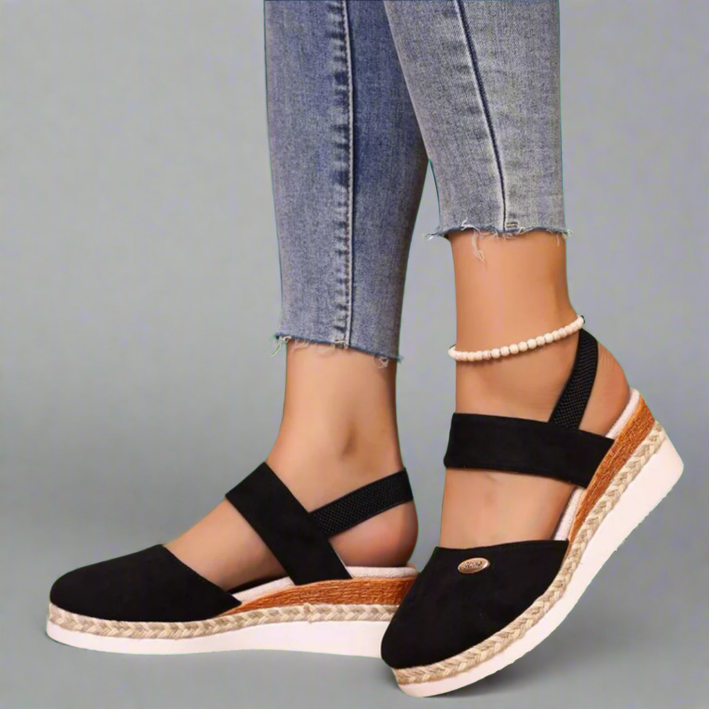 Gitta | Plus-Size Wedge Sandals – Comfortable and Versatile