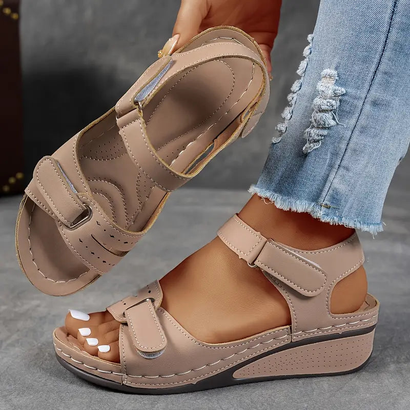 Tilde™ ortopædiske sandaler med kilehæl