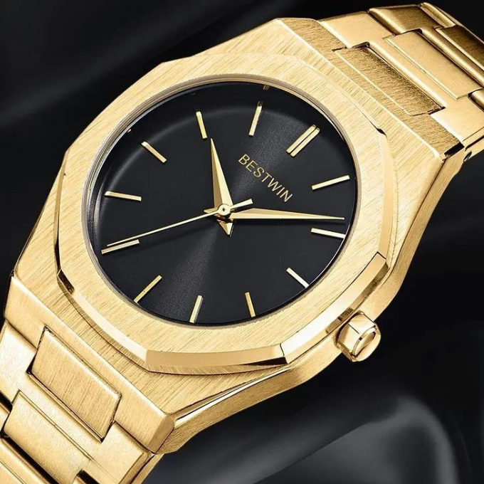 Grantworth Elegance: Luxury Wristwatch for style-conscious and demanding wearers