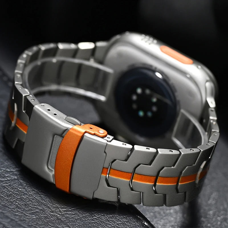 TITAN LINK - Strap for Apple Watch, durable and stylish bracelet