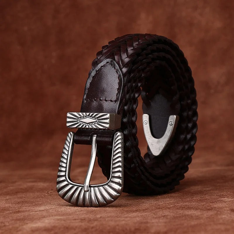 Braided belt for Bronco for a casual and fashionable look