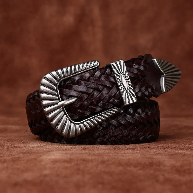 Braided belt for Bronco for a casual and fashionable look