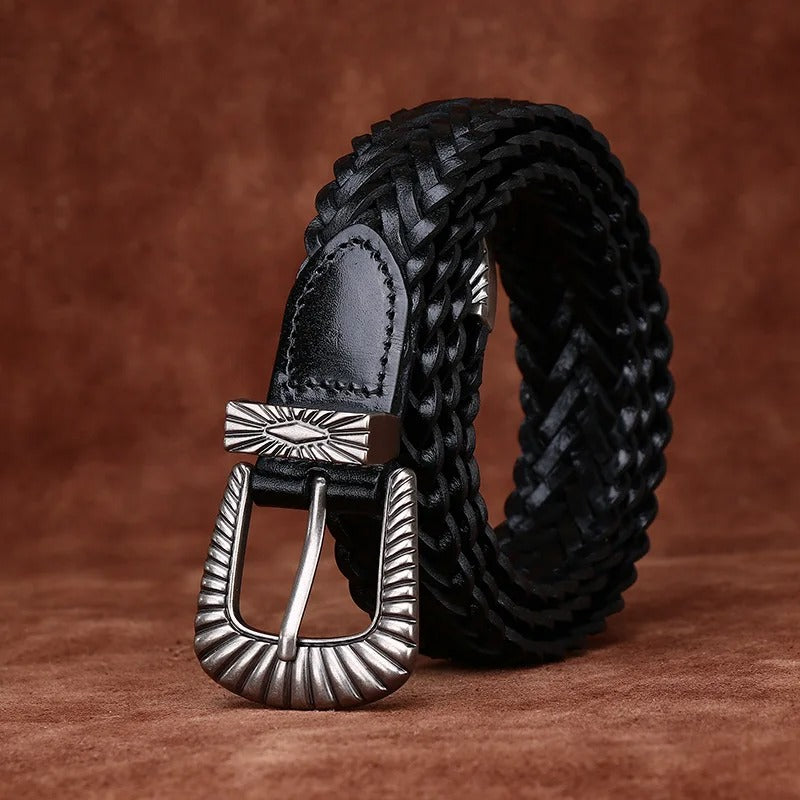 Braided belt for Bronco for a casual and fashionable look