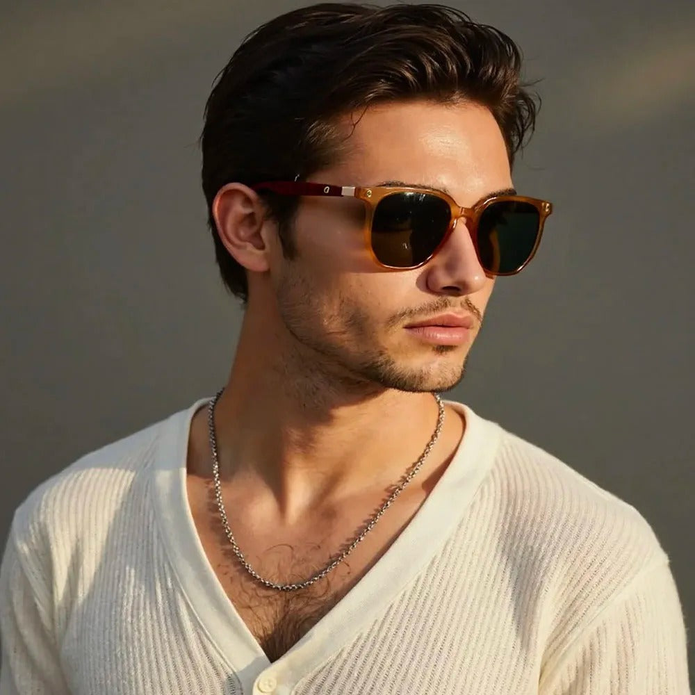 Crownwood stilfuld solbrille til ultimativ beskyttelse og mode