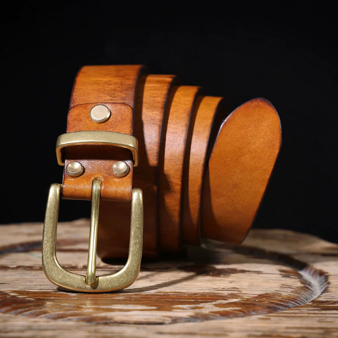 Harlan full grain leather belt for an elegant and durable look