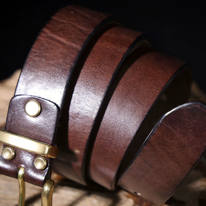 Harlan full grain leather belt for an elegant and durable look